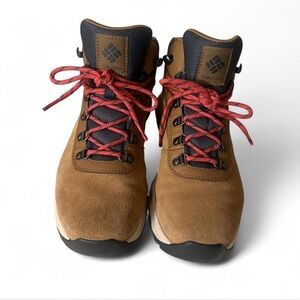 Columbia hiking Tan Boots with Red Laces